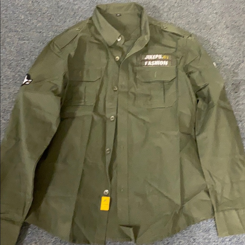 Military style shirt